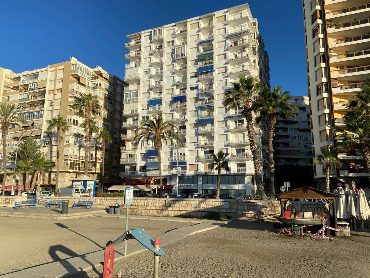 Malagueta Beach Front Mediterranean Apartment Малага Экстерьер фото